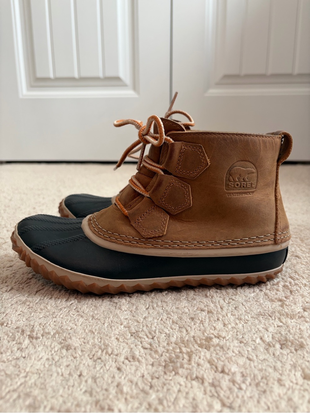 Sorel Out 'N About Brown Leather Rubber Ankle Duck Boots Size 6.5 NL2133-286